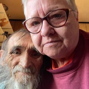 Meet your Posher, Sylvia